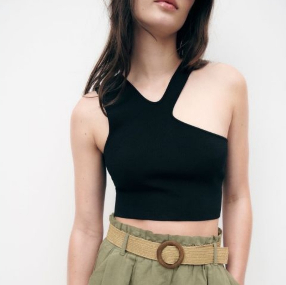 Zara Black Asymmetrical Crop Top S